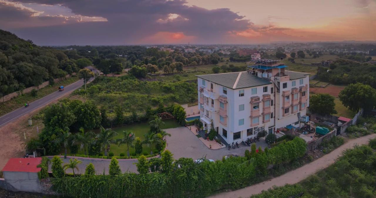 Welcomheritage Mount Valley Resort Ranthambore Sawai Madhopur Exterior photo